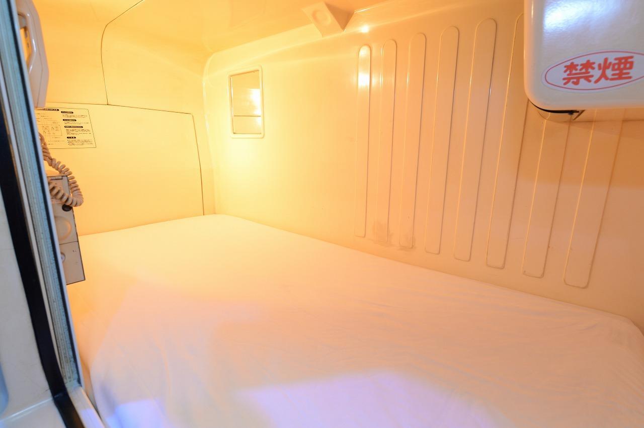 Capsule Shimbashi Hotel kapsul *